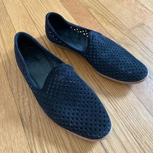 Pedro Garcia Yara in Black